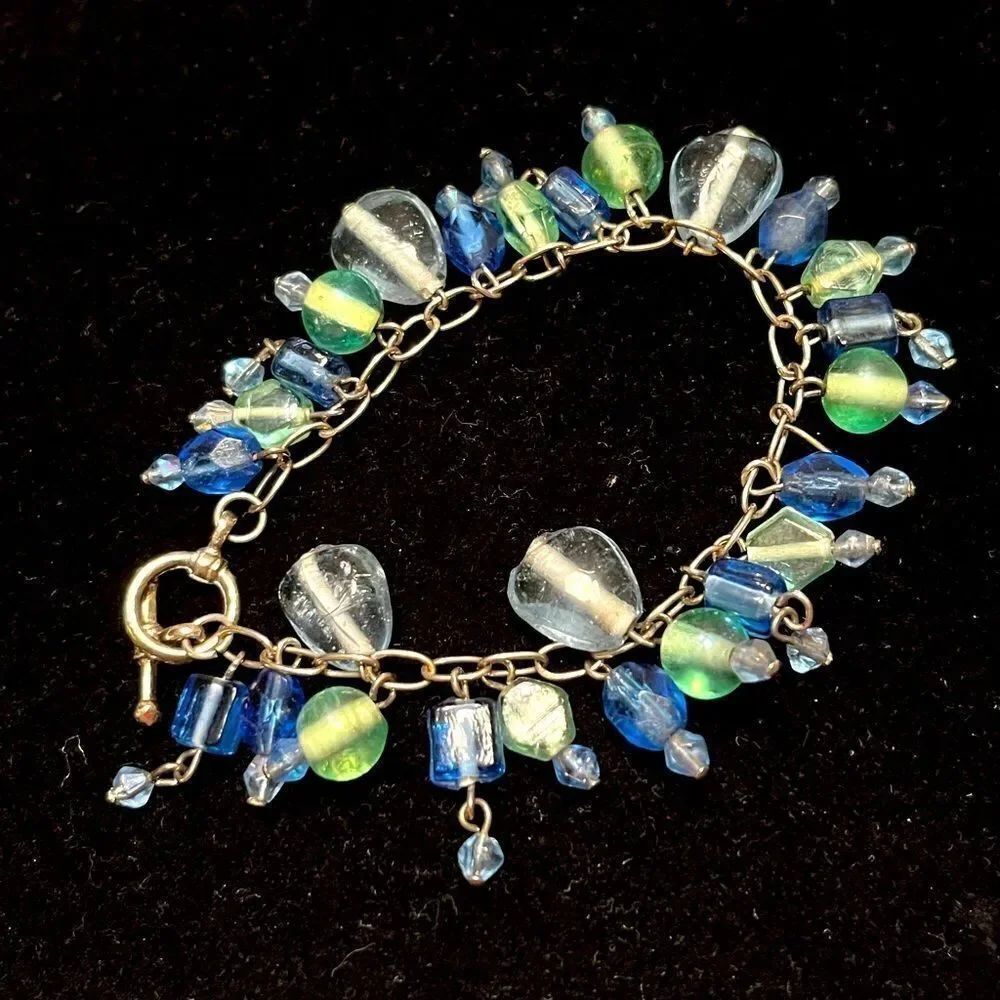 7-inch Silver Tone Toggle Bracelet with Green and Blue Crystals Spring
